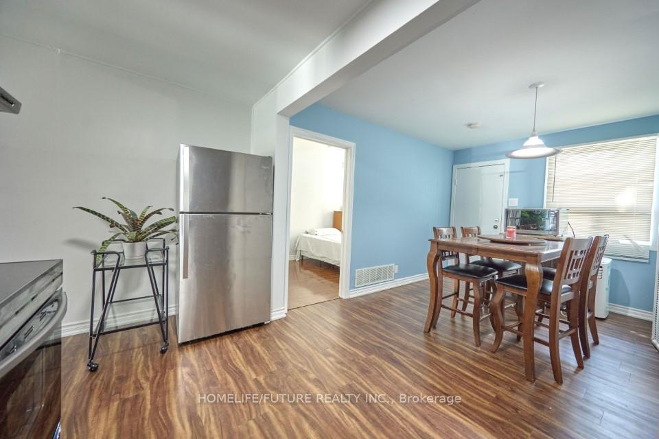 Photo 12 of 35 Elm Street, Ajax, Central — HOMEH