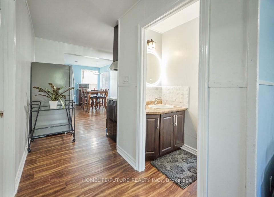 Photo 14 of 35 Elm Street, Ajax, Central — HOMEH