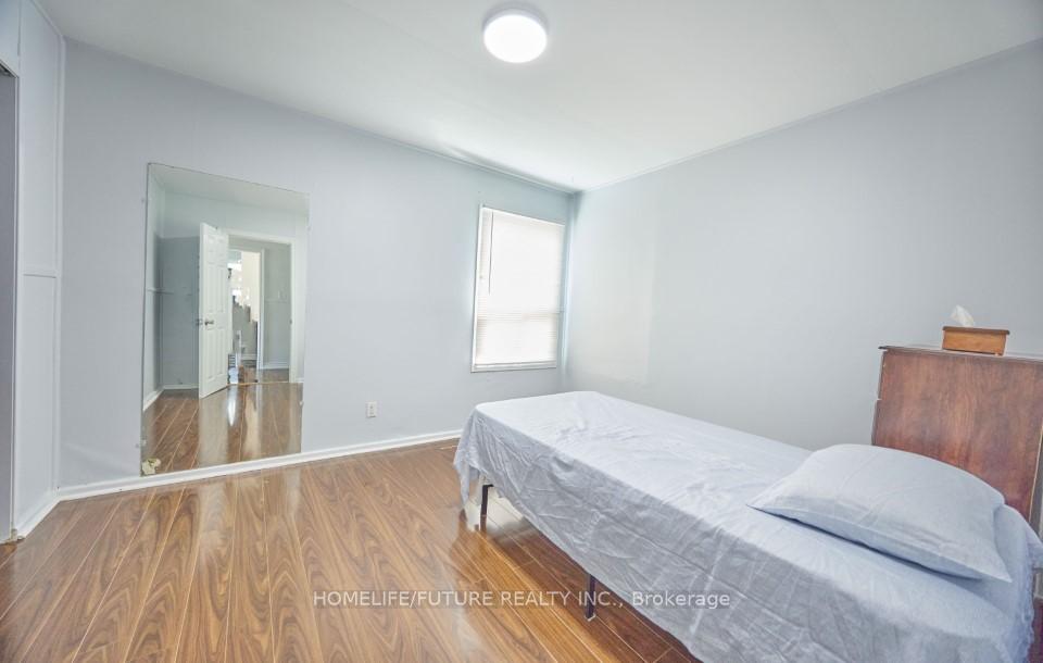 Photo 16 of 35 Elm Street, Ajax, Central — HOMEH