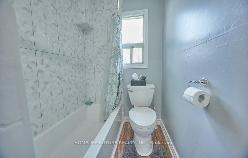 Photo 20 of 35 Elm Street, Ajax, Central — HOMEH