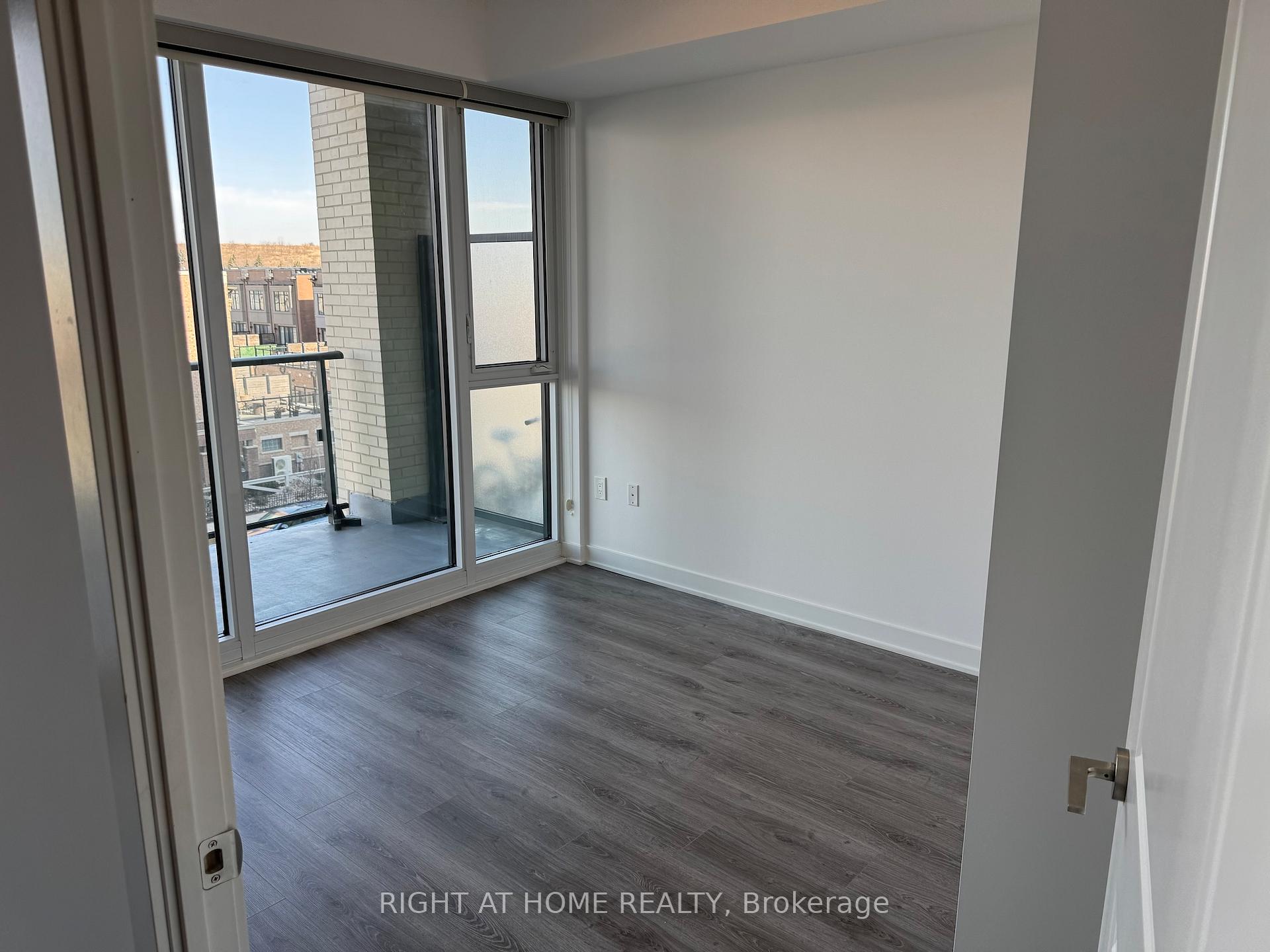 Photo 14 of Unit 329, 100 Eagle Rock Way, Vaughan, Rural Vaughan — HOMEH
