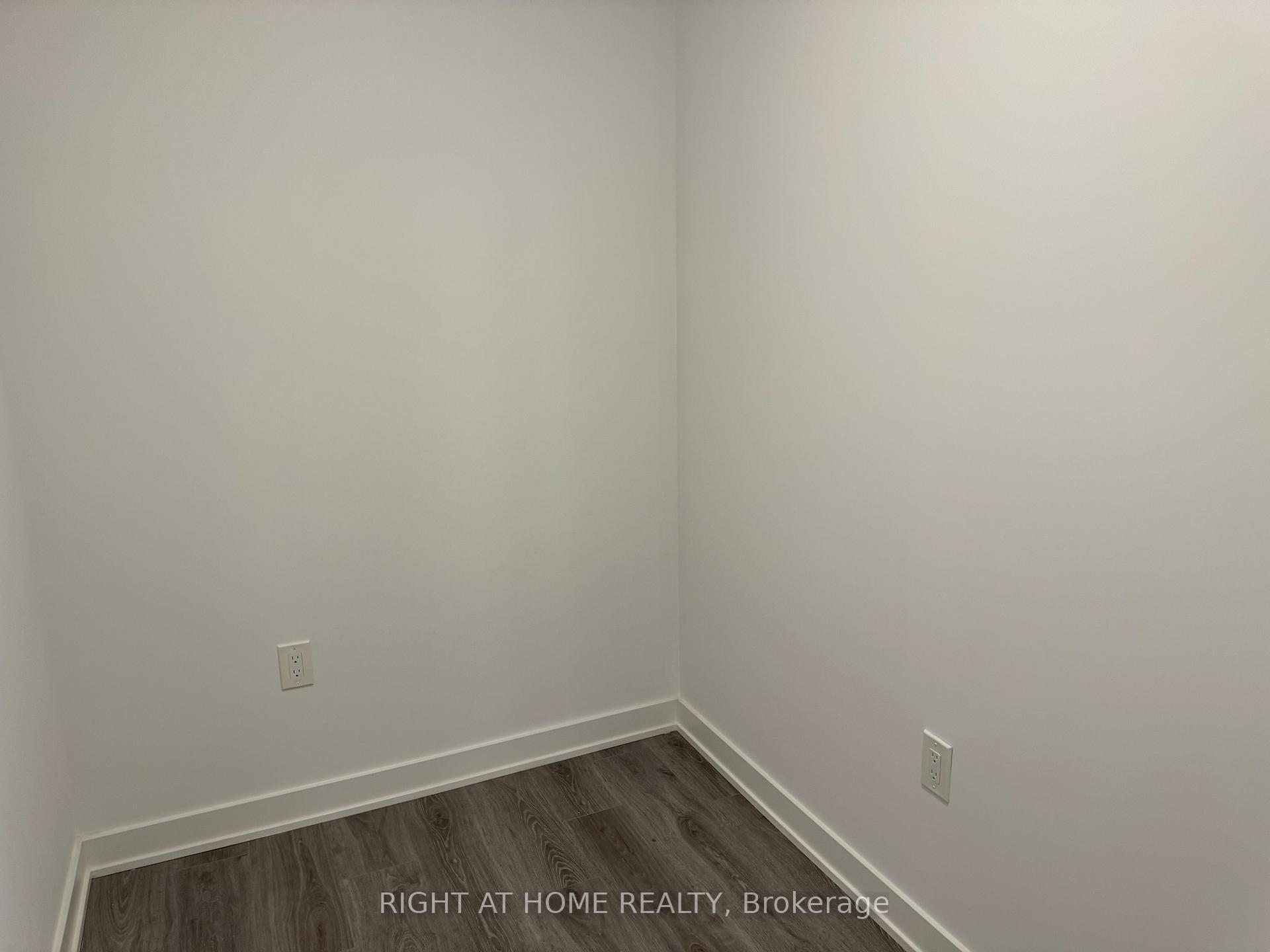 Photo 22 of Unit 329, 100 Eagle Rock Way, Vaughan, Rural Vaughan — HOMEH