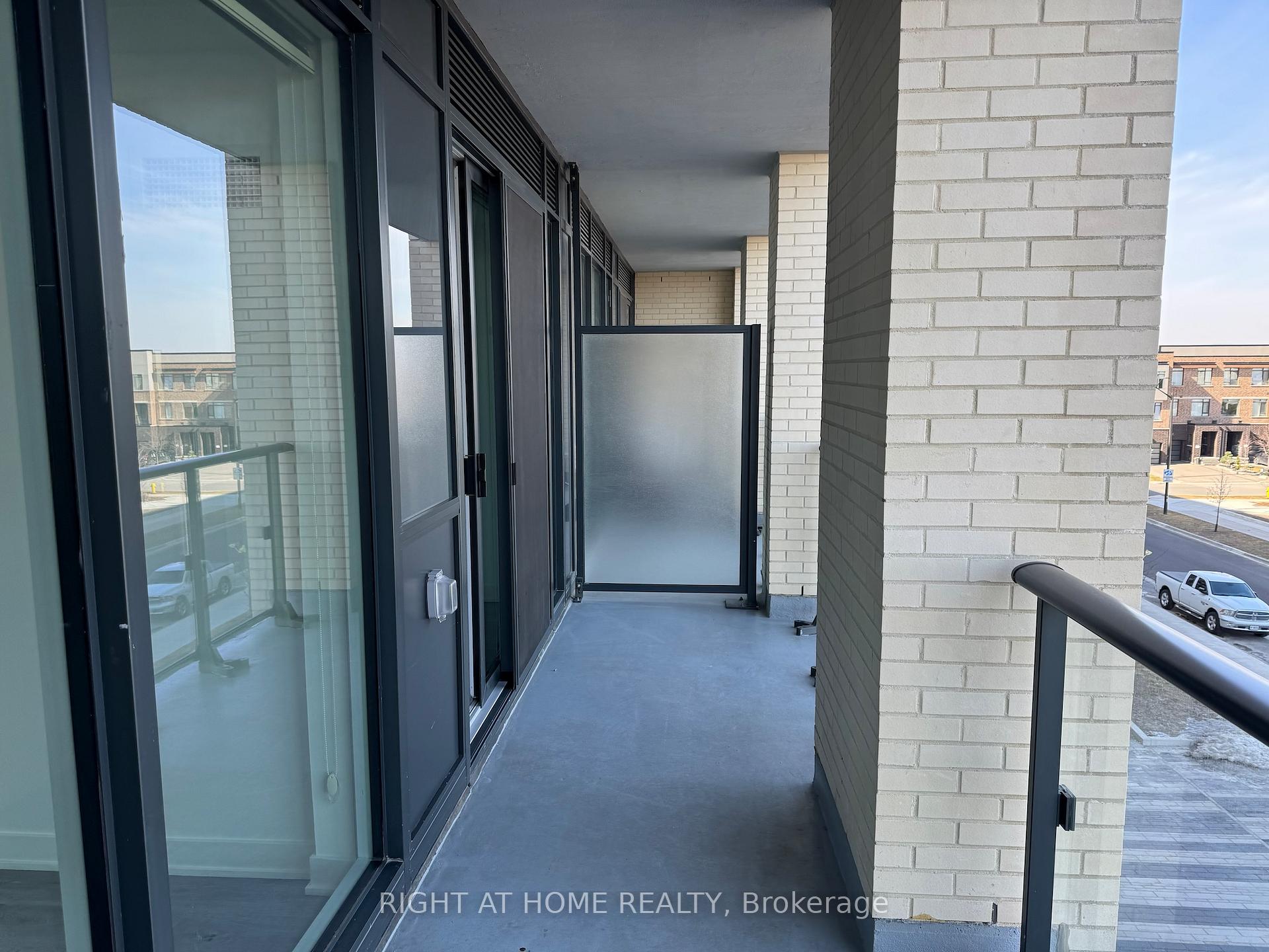 Photo 19 of Unit 329, 100 Eagle Rock Way, Vaughan, Rural Vaughan — HOMEH