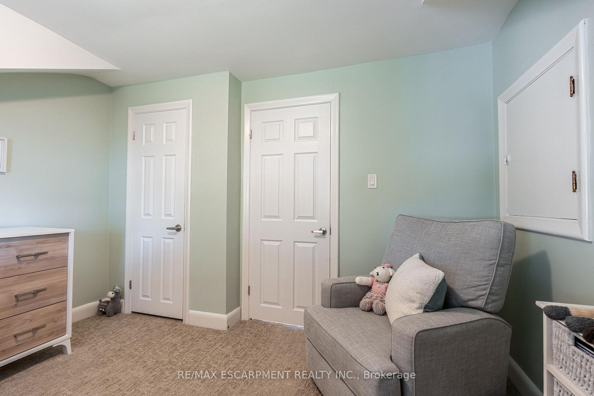 Photo 29 of 26 McMaster Avenue, Hamilton, Dundas — HOMEH