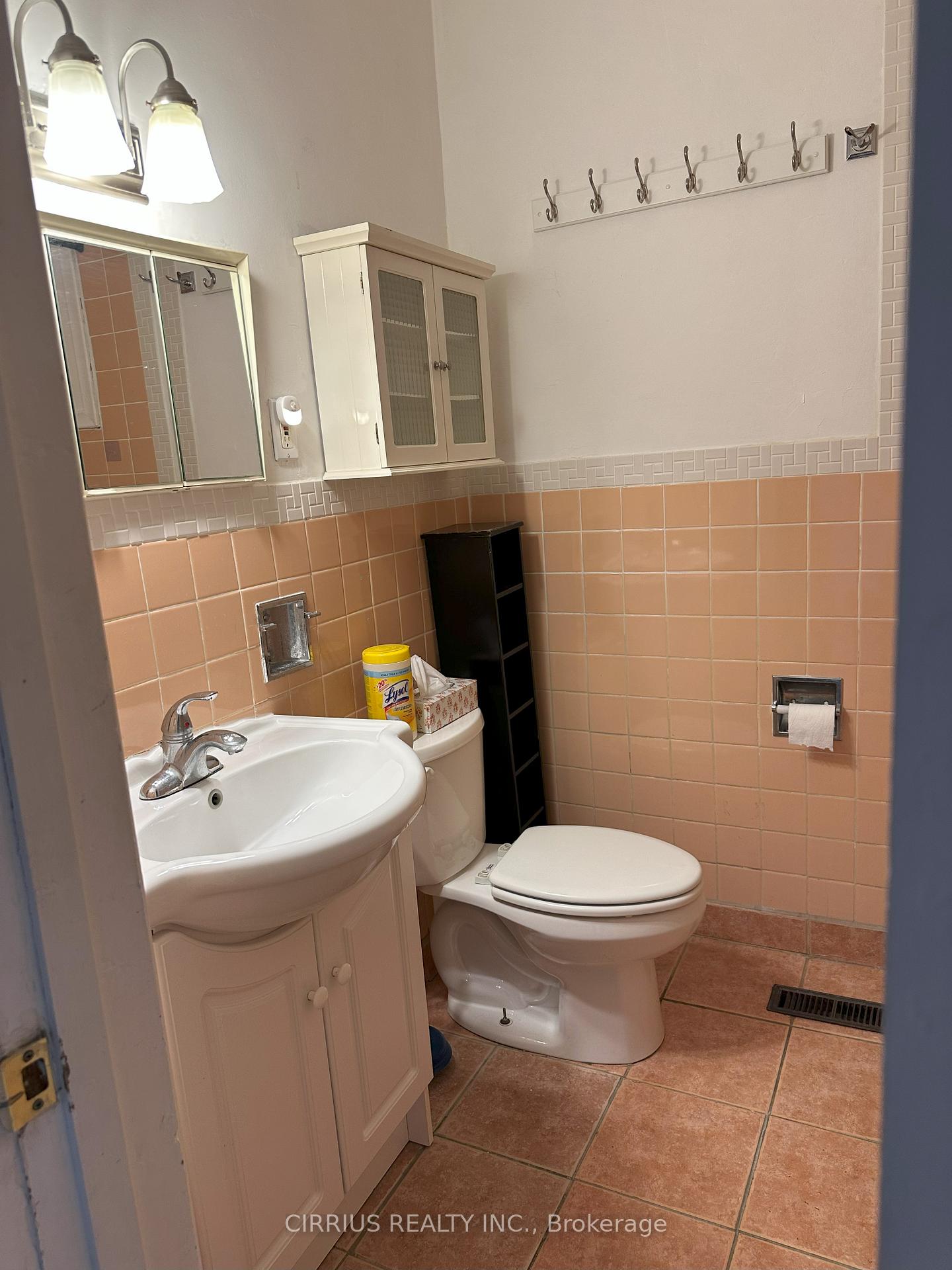 Photo 25 of 326 Herkimer Street, Hamilton, Kirkendall — HOMEH