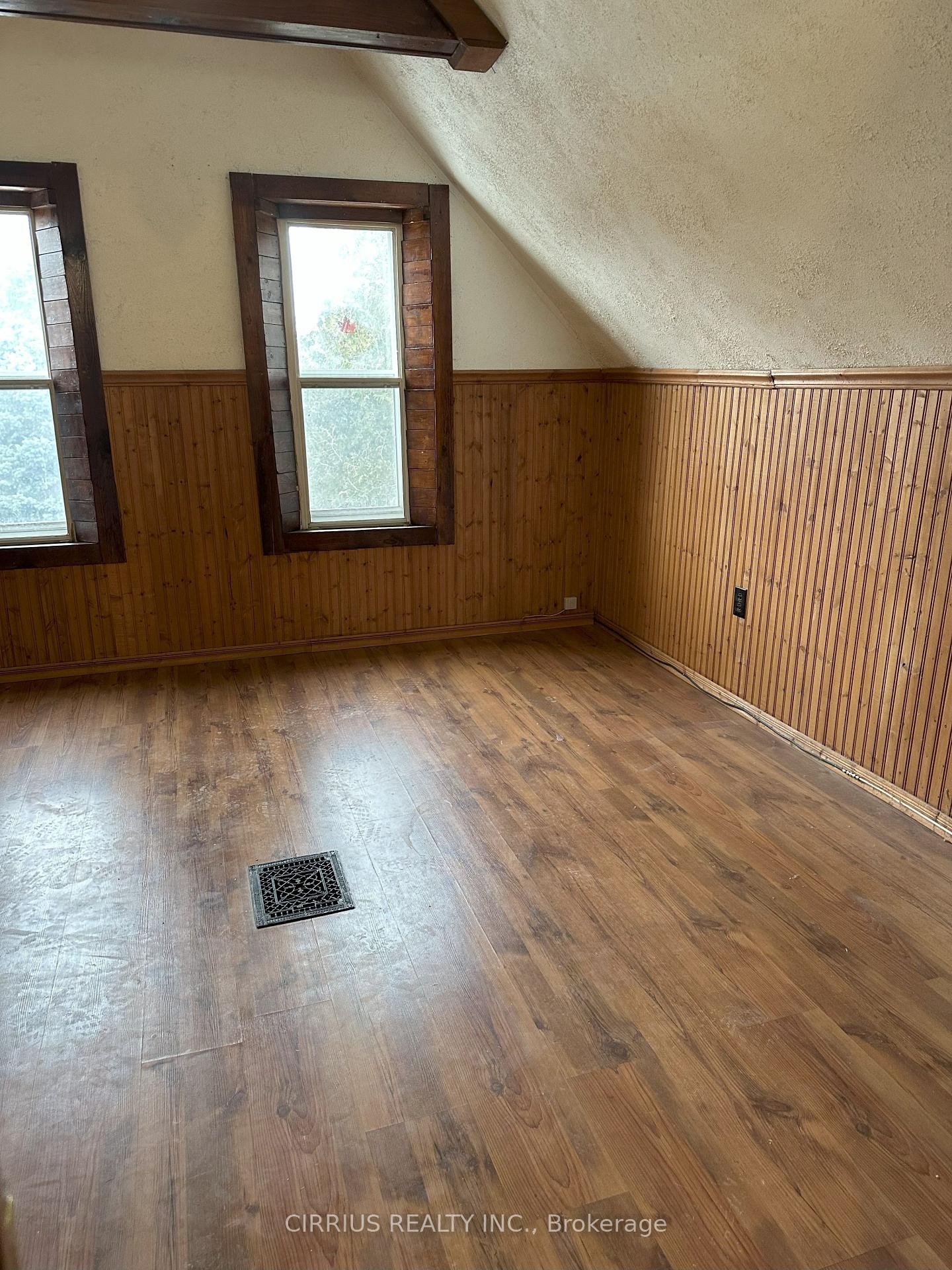 Photo 26 of 326 Herkimer Street, Hamilton, Kirkendall — HOMEH