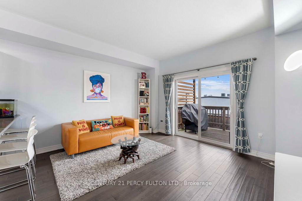 Photo 6 of 58 Bloom Crescent, Hamilton, Hannon — HOMEH