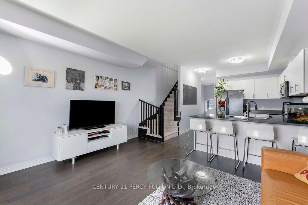 Photo 30 of 58 Bloom Crescent, Hamilton, Hannon — HOMEH