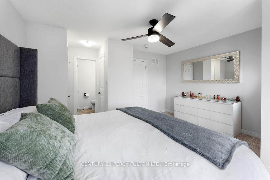 Photo 11 of 58 Bloom Crescent, Hamilton, Hannon — HOMEH