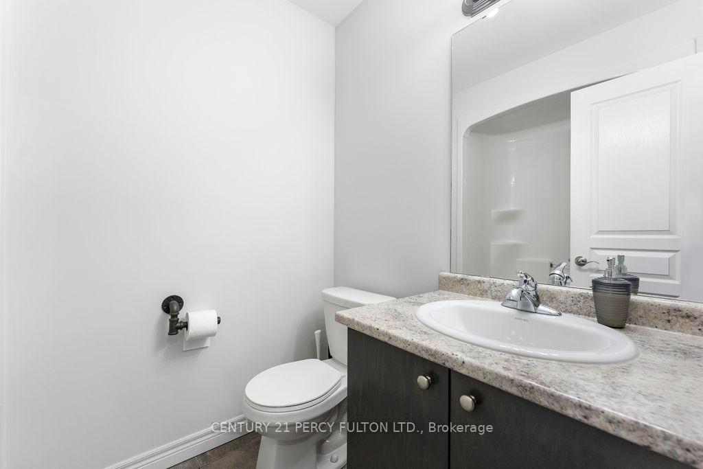 Photo 13 of 58 Bloom Crescent, Hamilton, Hannon — HOMEH