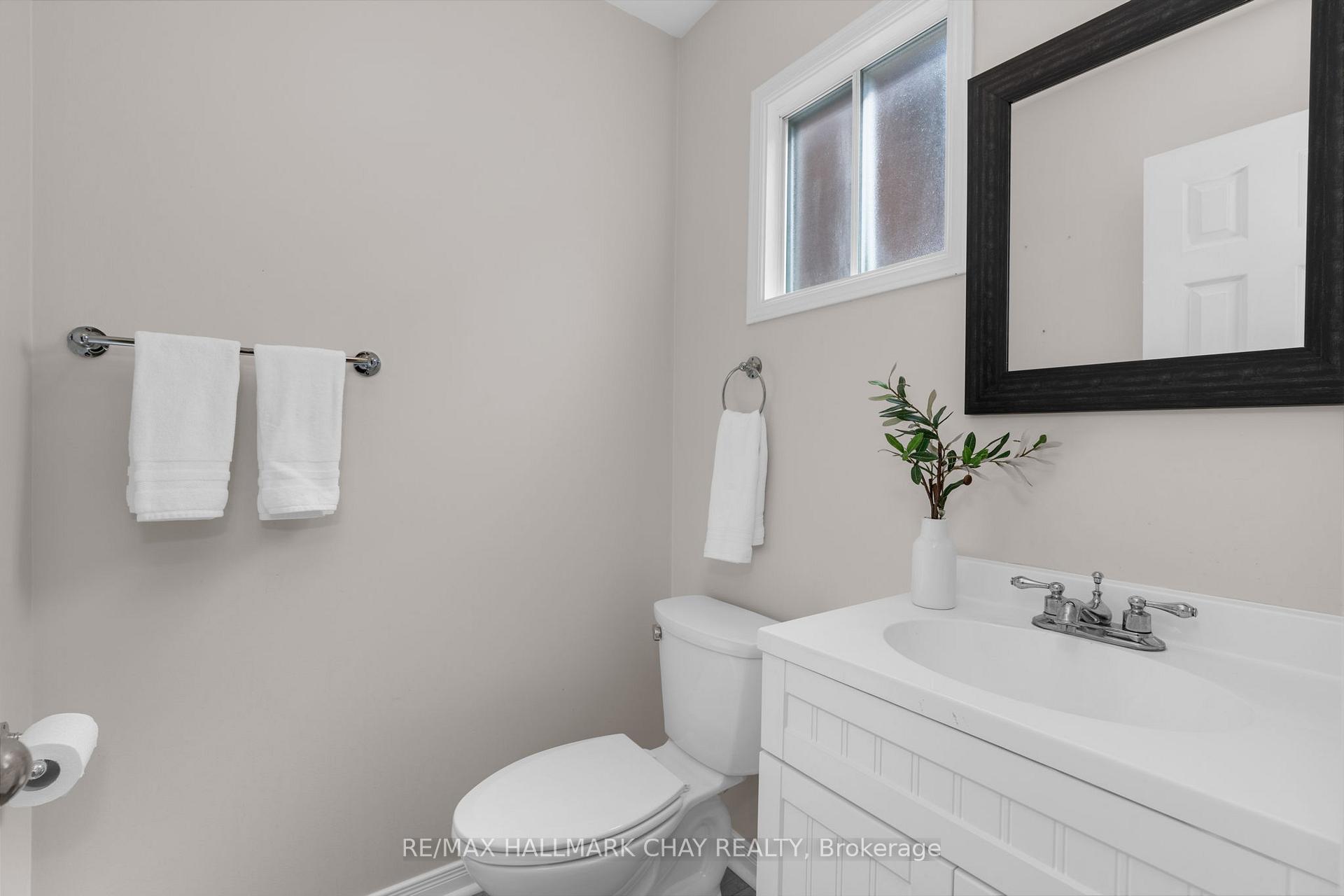 Photo 17 of 294 Hickling Trail, Barrie, Grove East — HOMEH