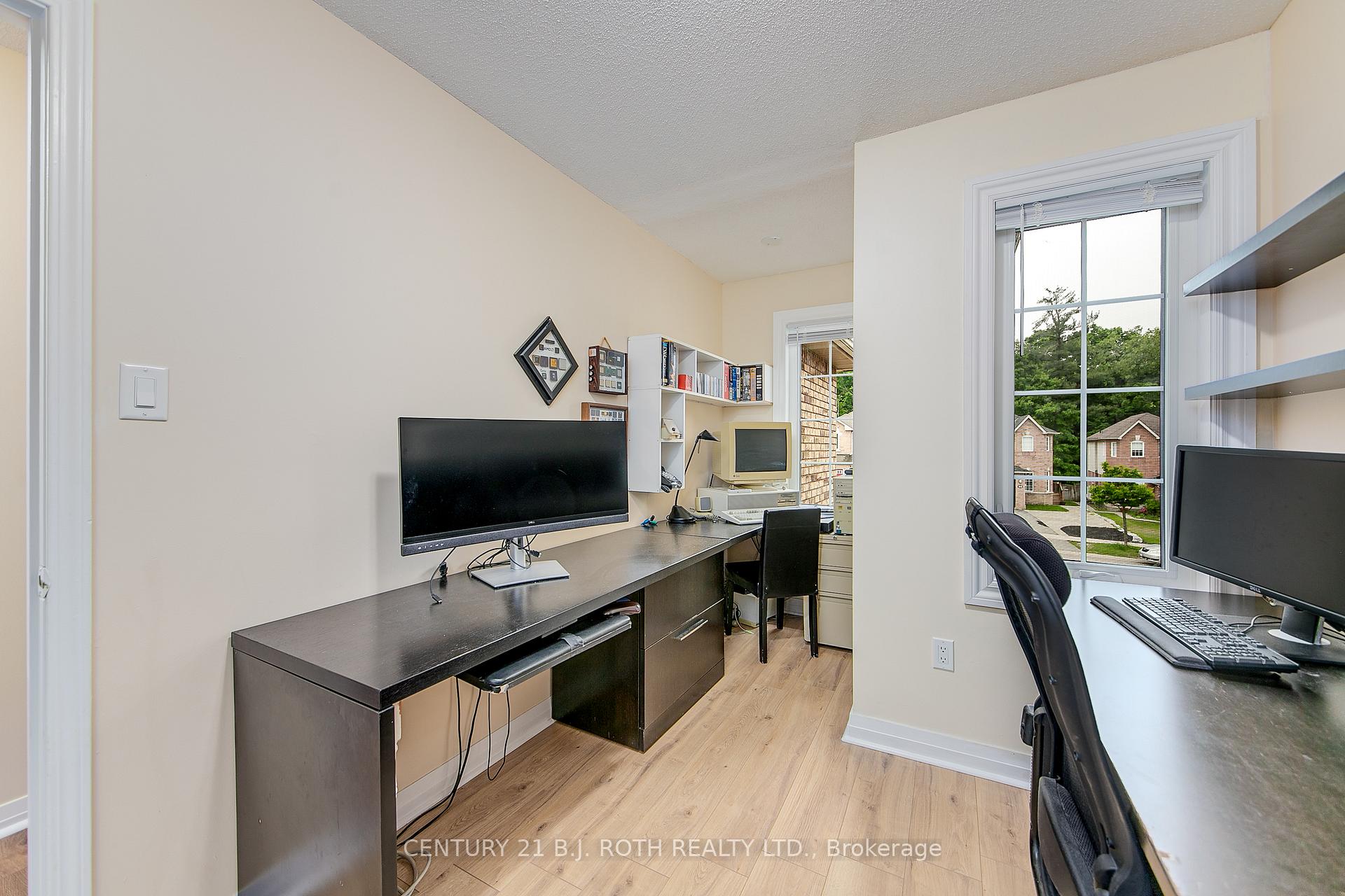 Photo 22 of 93 Hawthorne Crescent, Barrie, Ardagh — HOMEH