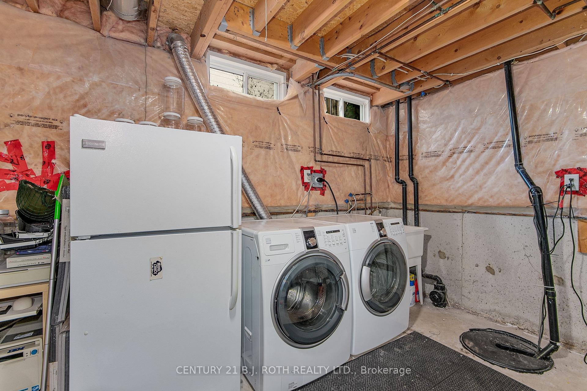 Photo 24 of 93 Hawthorne Crescent, Barrie, Ardagh — HOMEH