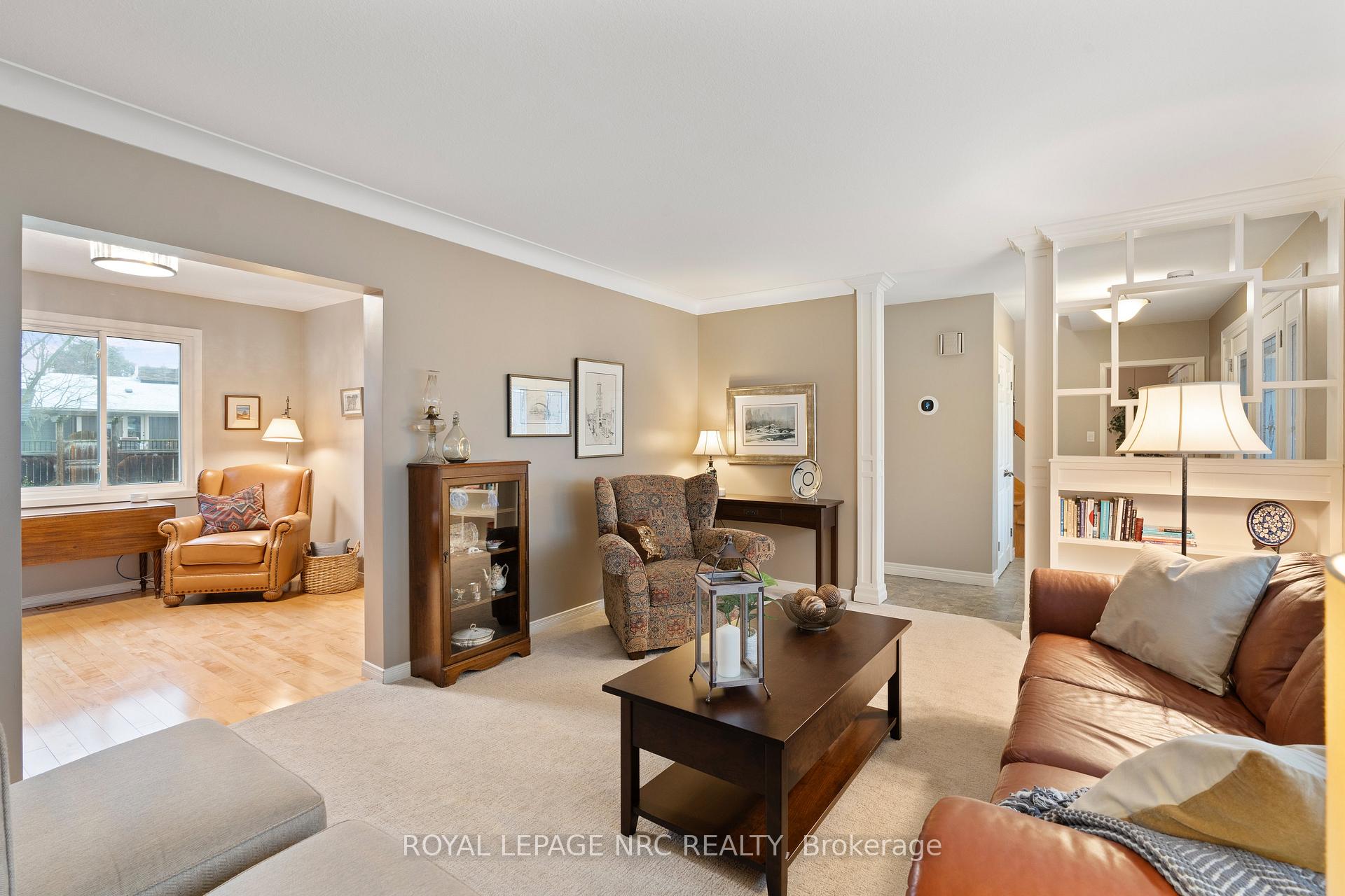 Photo 2 of 21 Gordon Place, St. Catharines, Vine/Linwell — HOMEH