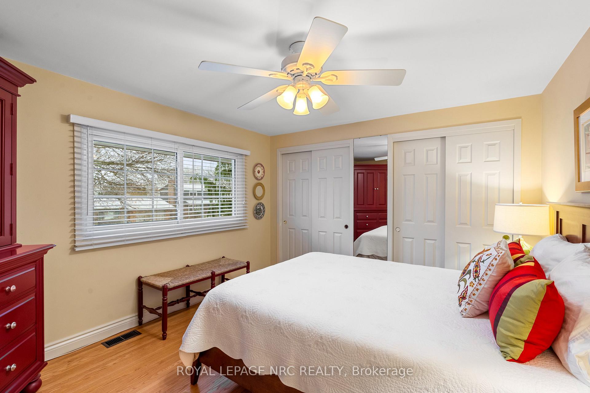 Photo 34 of 21 Gordon Place, St. Catharines, Vine/Linwell — HOMEH