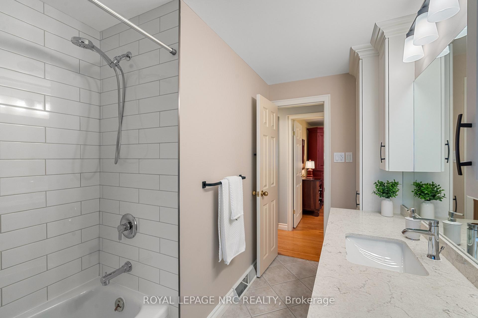 Photo 21 of 21 Gordon Place, St. Catharines, Vine/Linwell — HOMEH