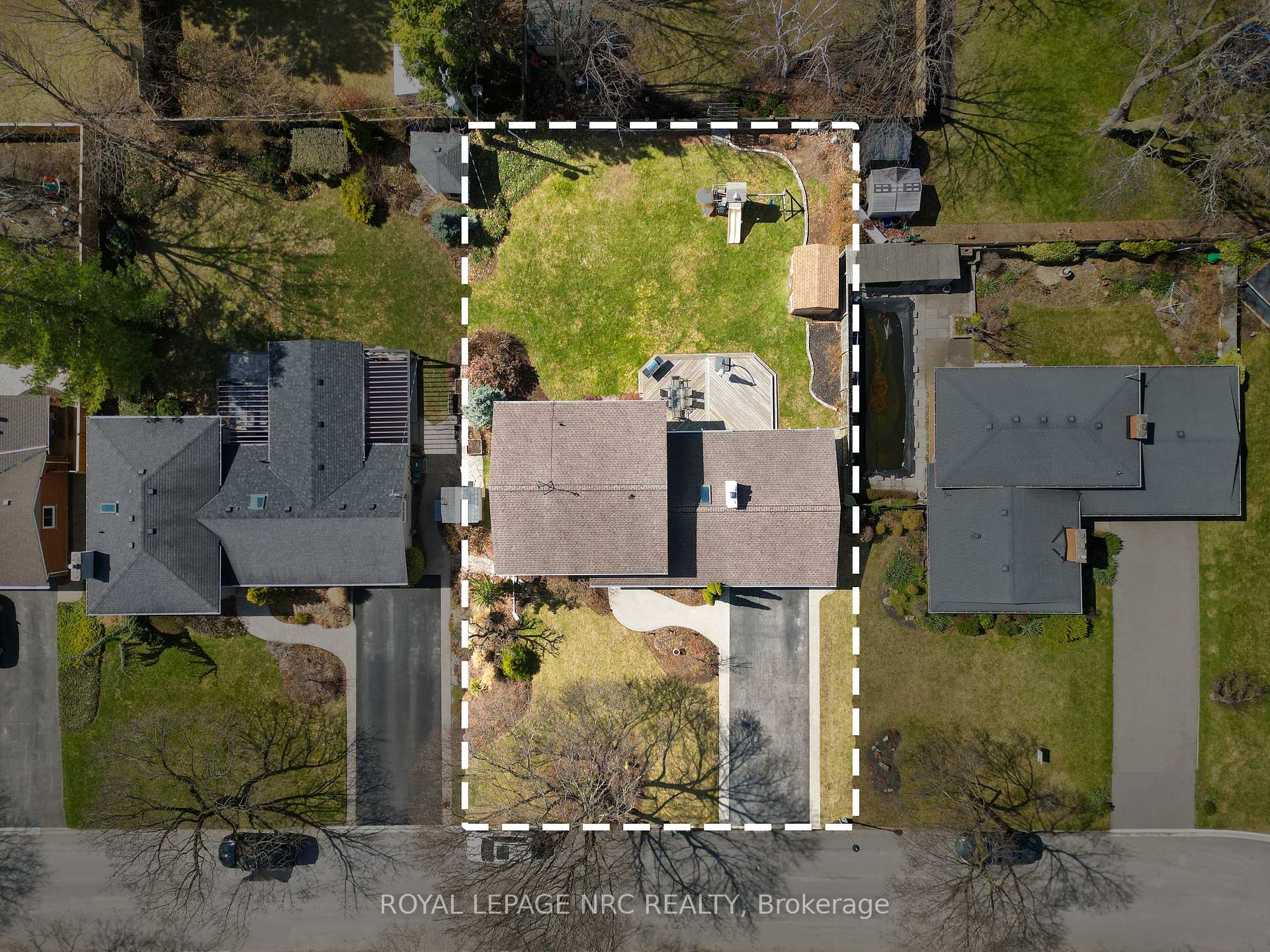 Photo 40 of 21 Gordon Place, St. Catharines, Vine/Linwell — HOMEH
