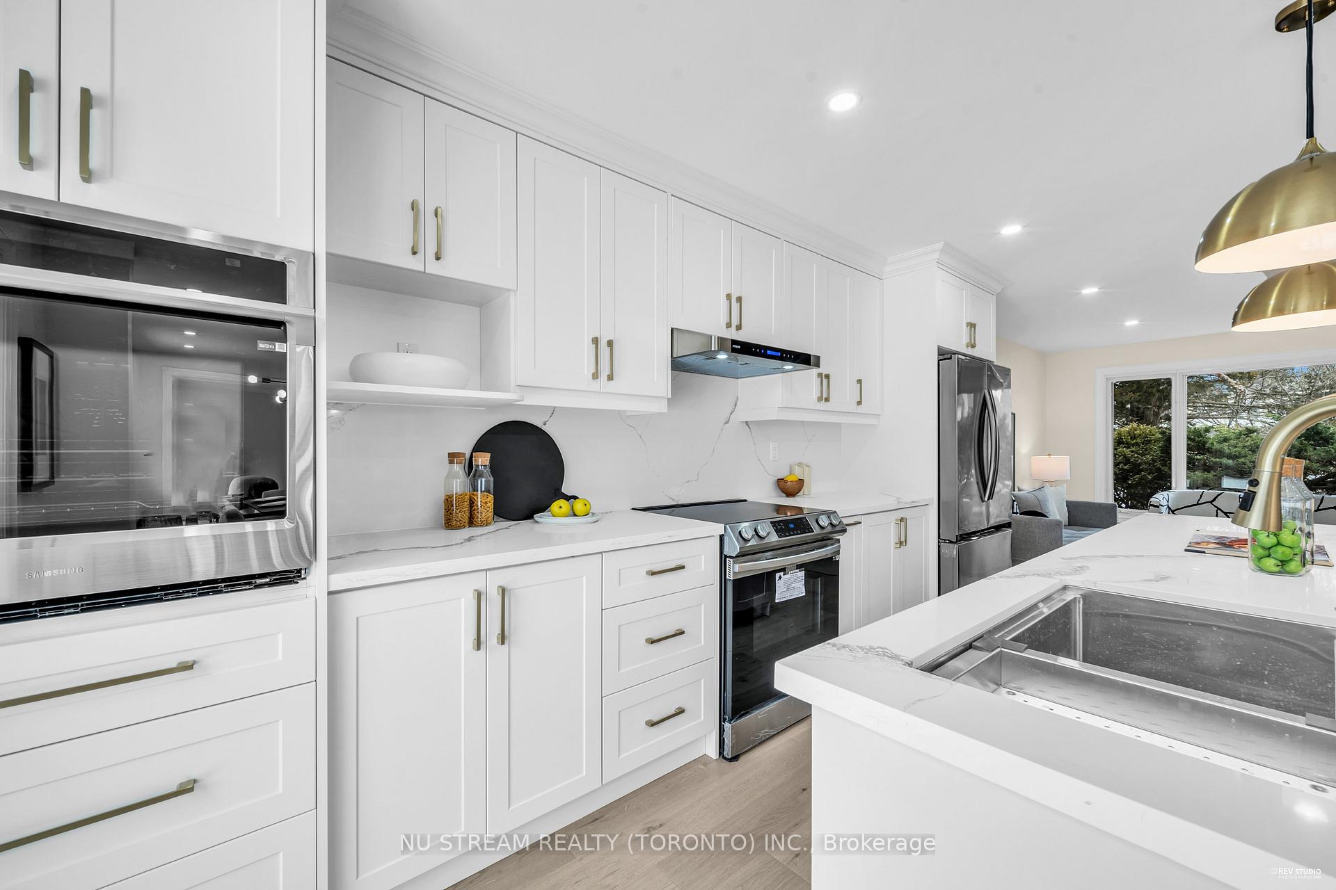 Photo 20 of 9 Liebeck Crescent, Markham, Unionville — HOMEH