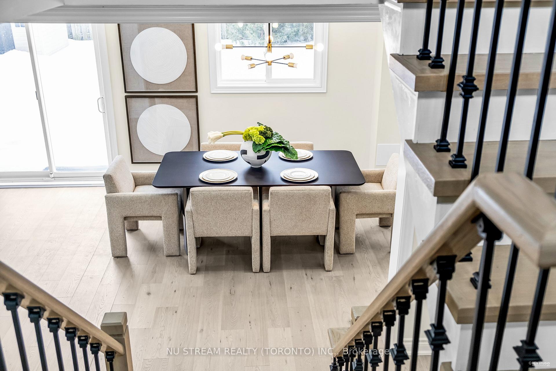 Photo 18 of 9 Liebeck Crescent, Markham, Unionville — HOMEH