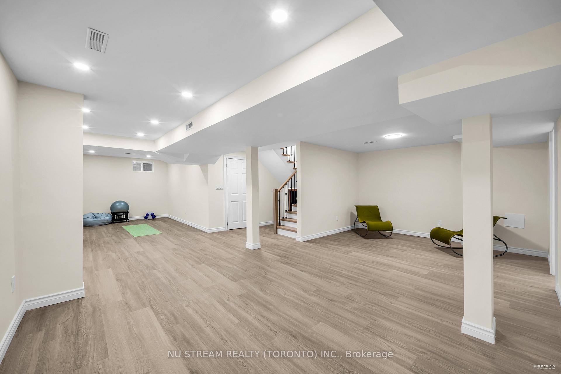 Photo 44 of 9 Liebeck Crescent, Markham, Unionville — HOMEH