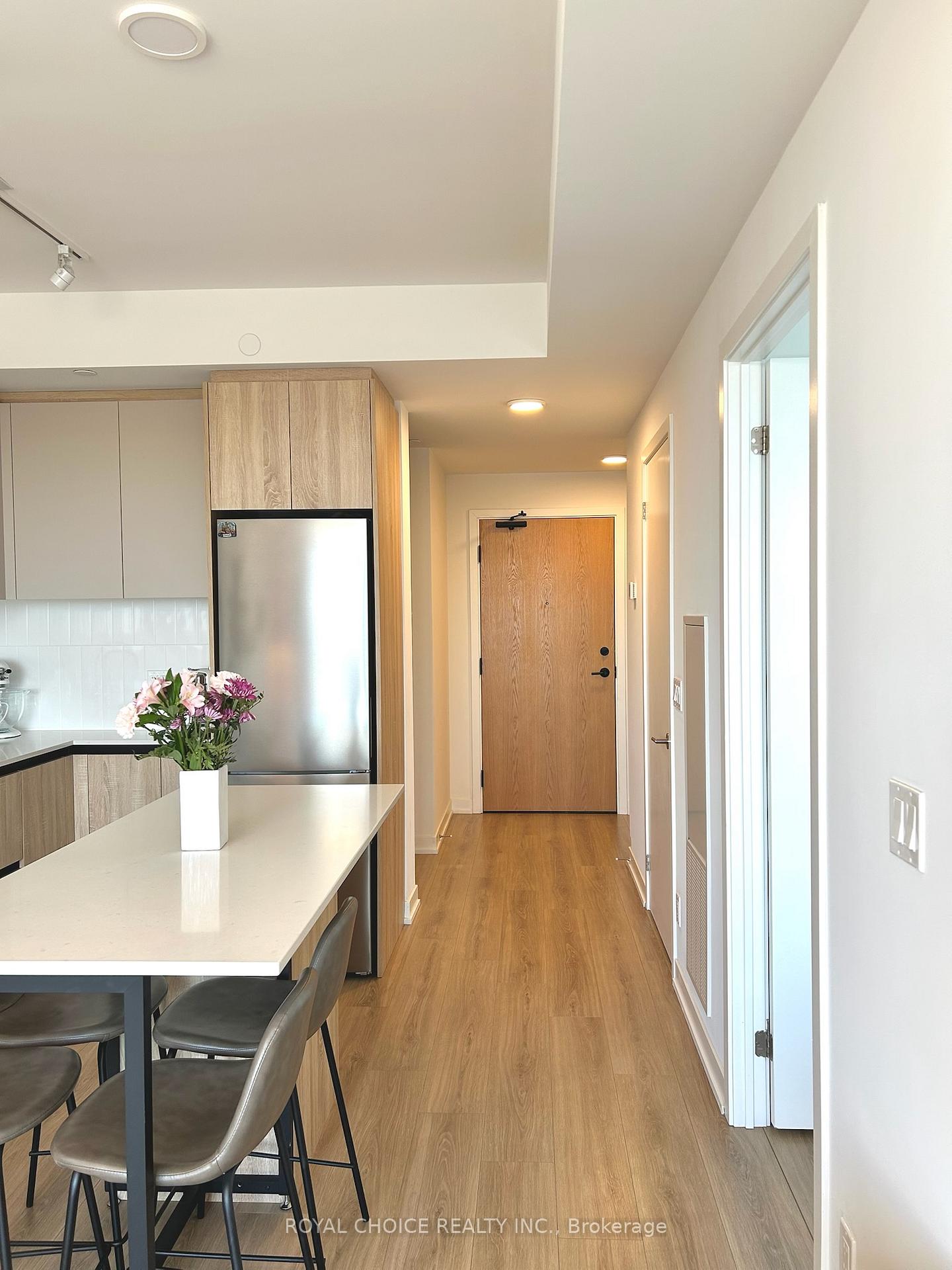 Photo 2 of Unit 1906, 7950 Bathurst Street, Vaughan, Beverley Glen — HOMEH
