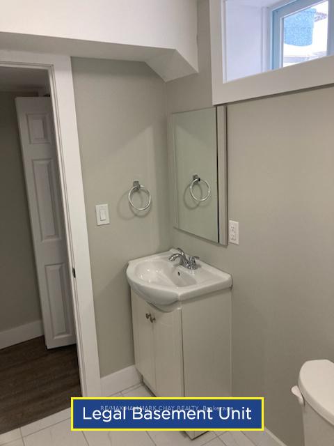 Photo 5 of 12 Bronte Crescent, Barrie, Letitia Heights — HOMEH