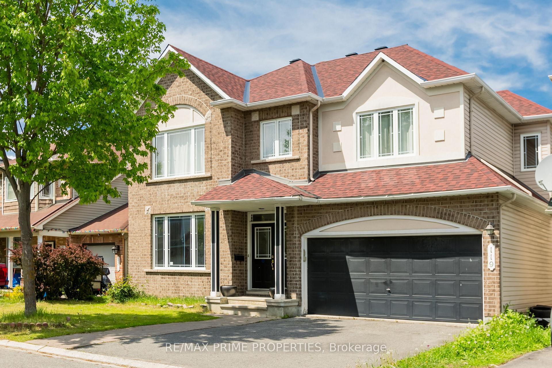 Front of 119 Willow Creek Circle