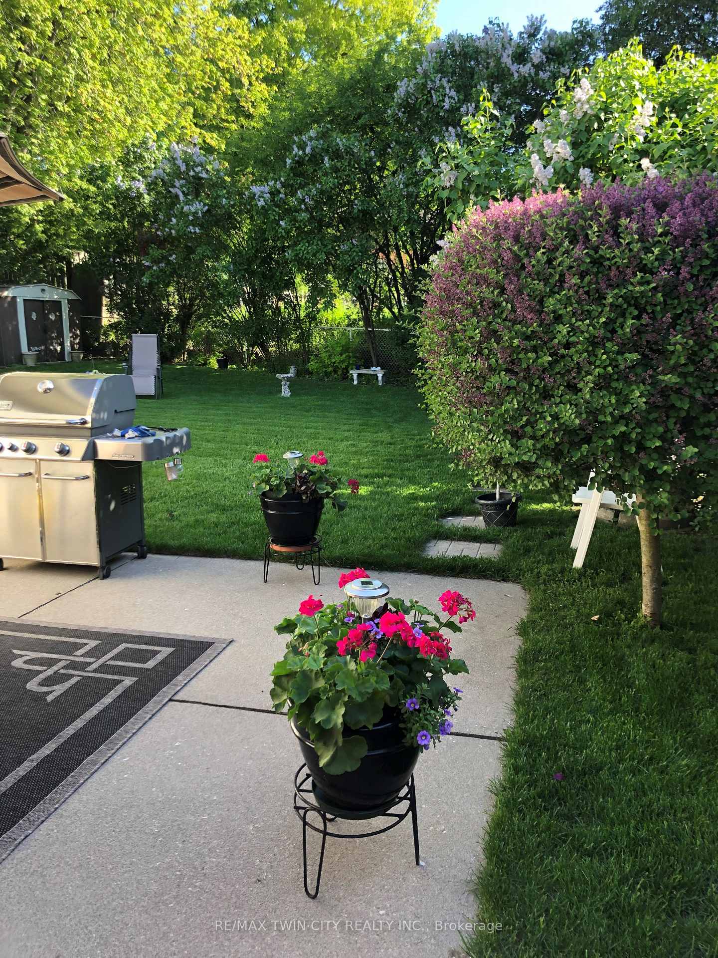 Photo 37 of 158 Martinglen Crescent, Kitchener — HOMEH