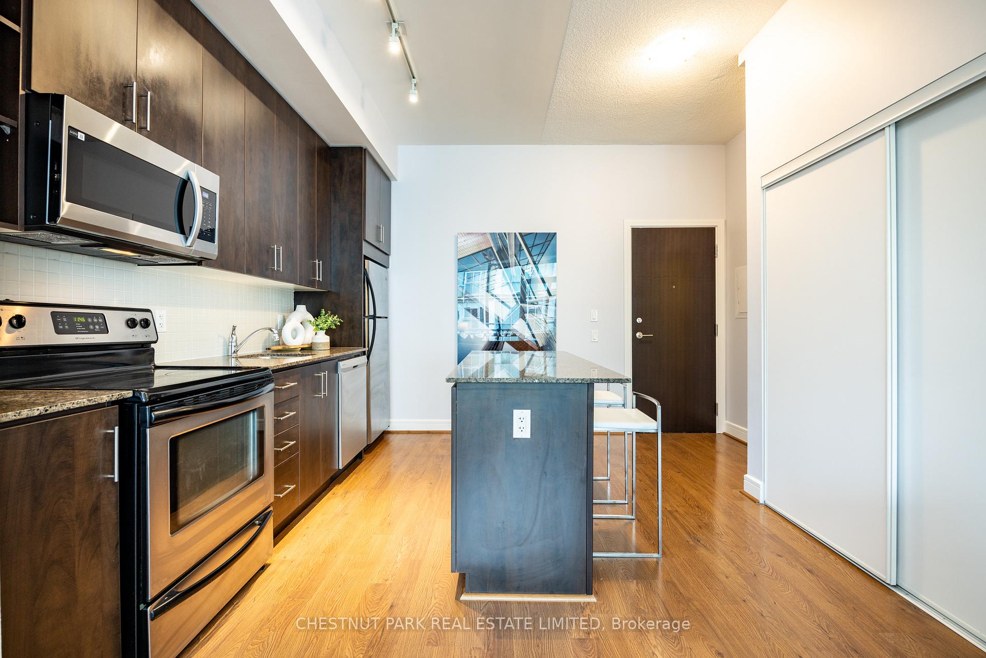 Photo 6 of Unit 707, 112 George Street, Toronto, Moss Park — HOMEH