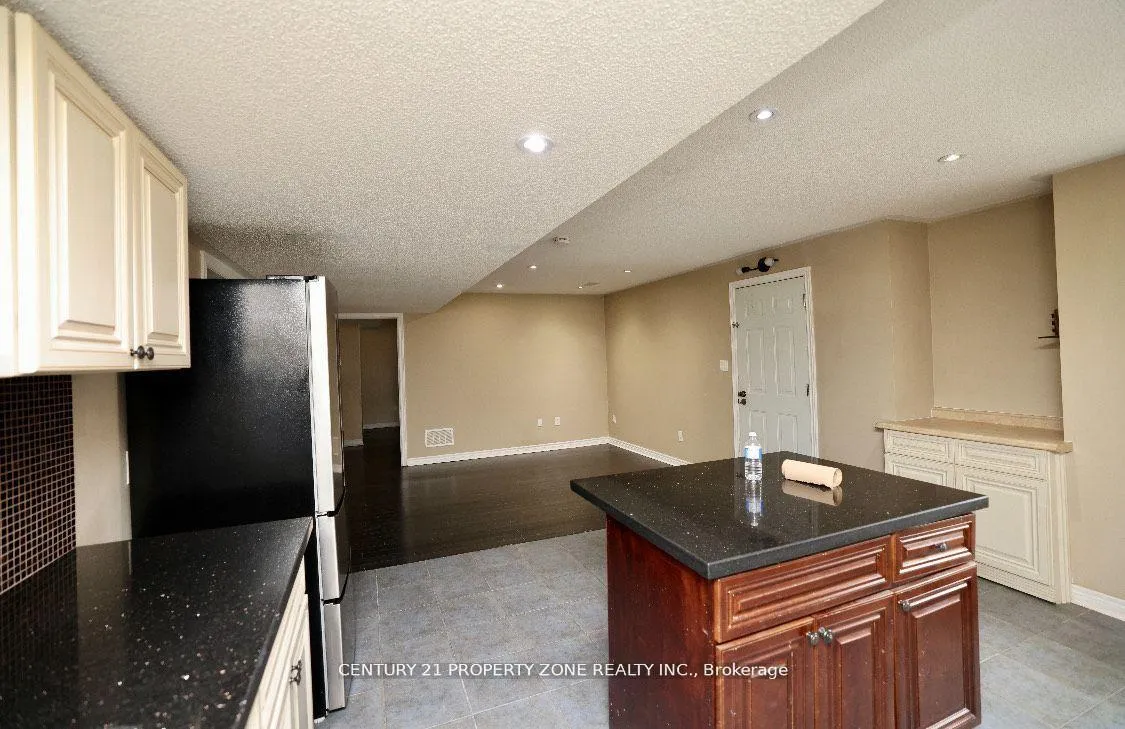 Photo 5 of Unit bsmt, 9195 Creditview Road, Brampton, Credit Valley — HOMEH
