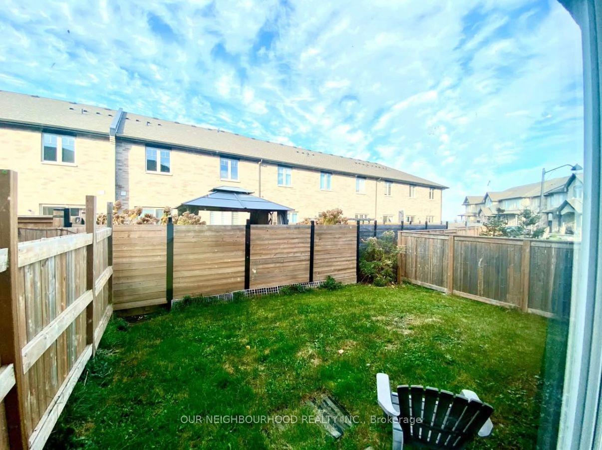 Photo 14 of Unit 53, 98 Shoreview Place, Hamilton, Stoney Creek — HOMEH