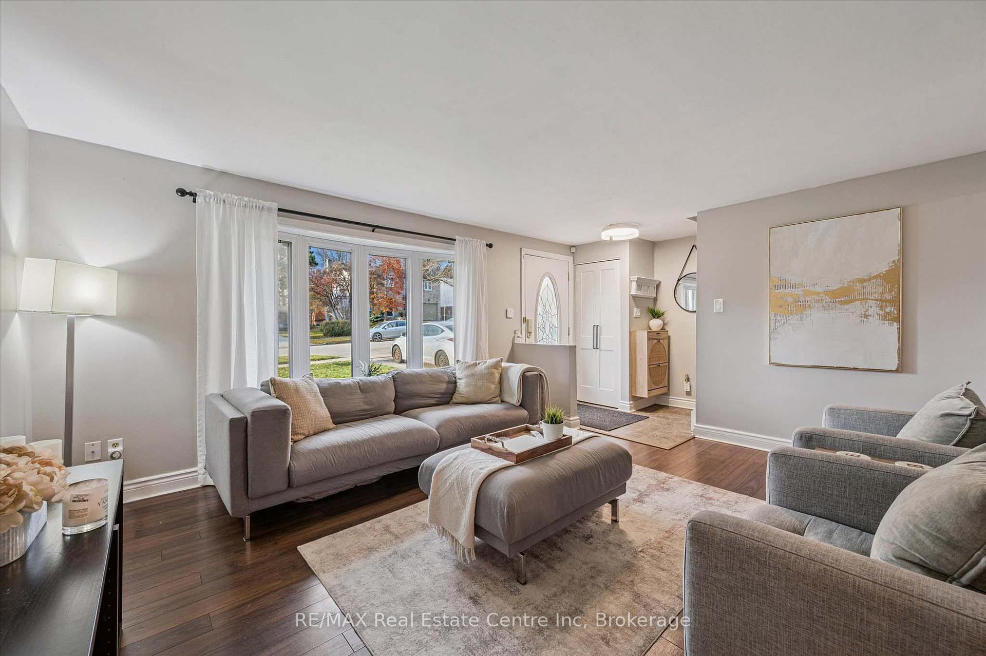Photo 2 of 3 Briarlea Road, Guelph, Kortright West — HOMEH