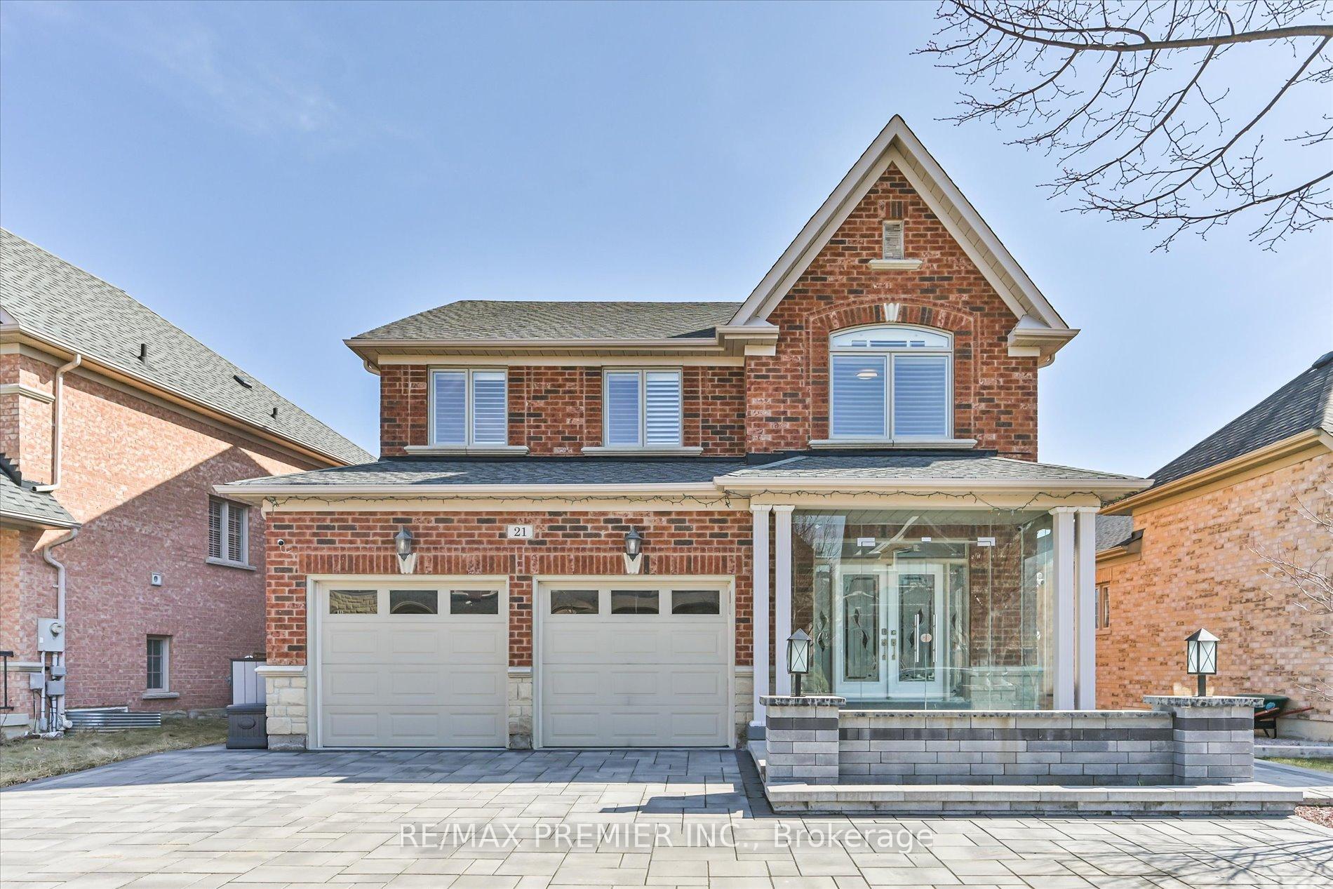 Front of 21 Donzi Lane