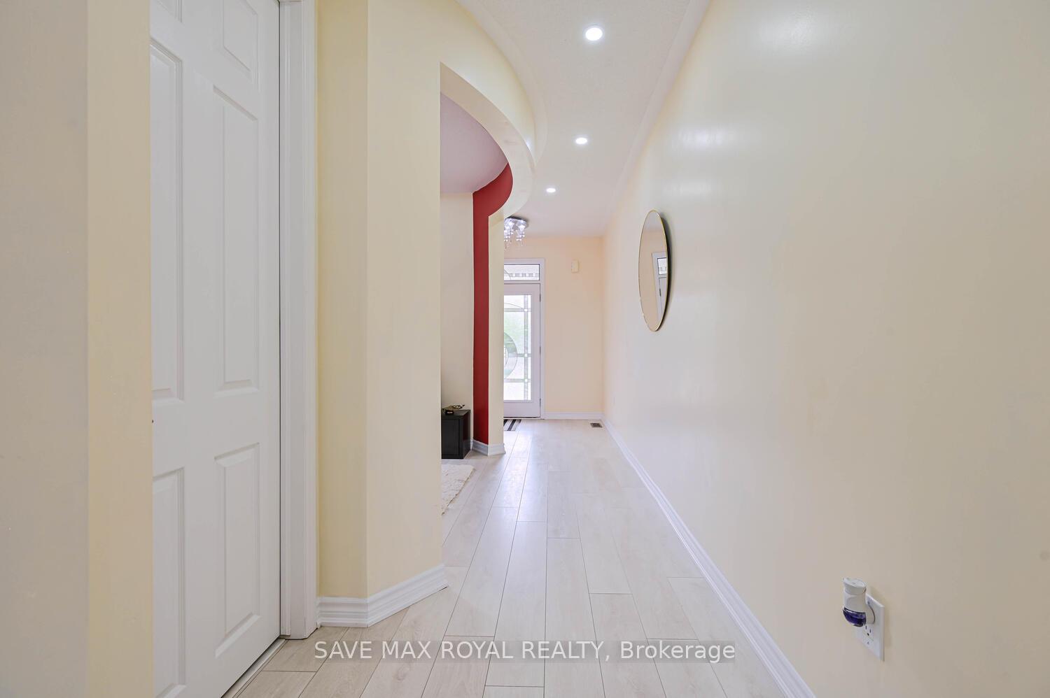 Photo 7 of 19 Polstar Road, Brampton, Northwest Brampton — HOMEH