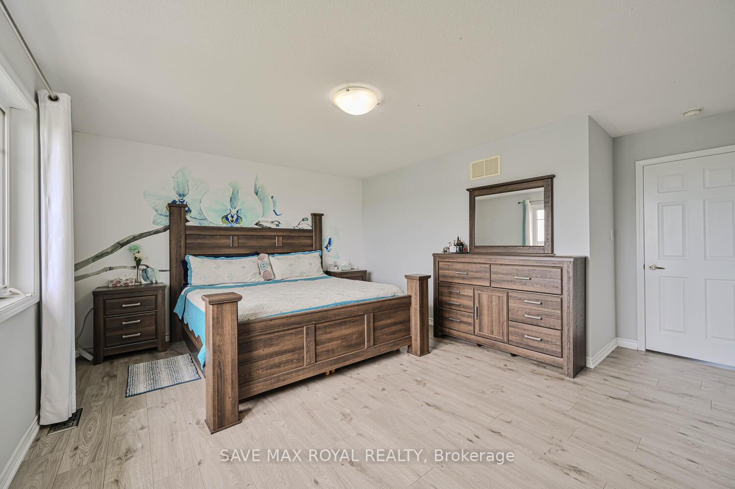 Photo 23 of 19 Polstar Road, Brampton, Northwest Brampton — HOMEH