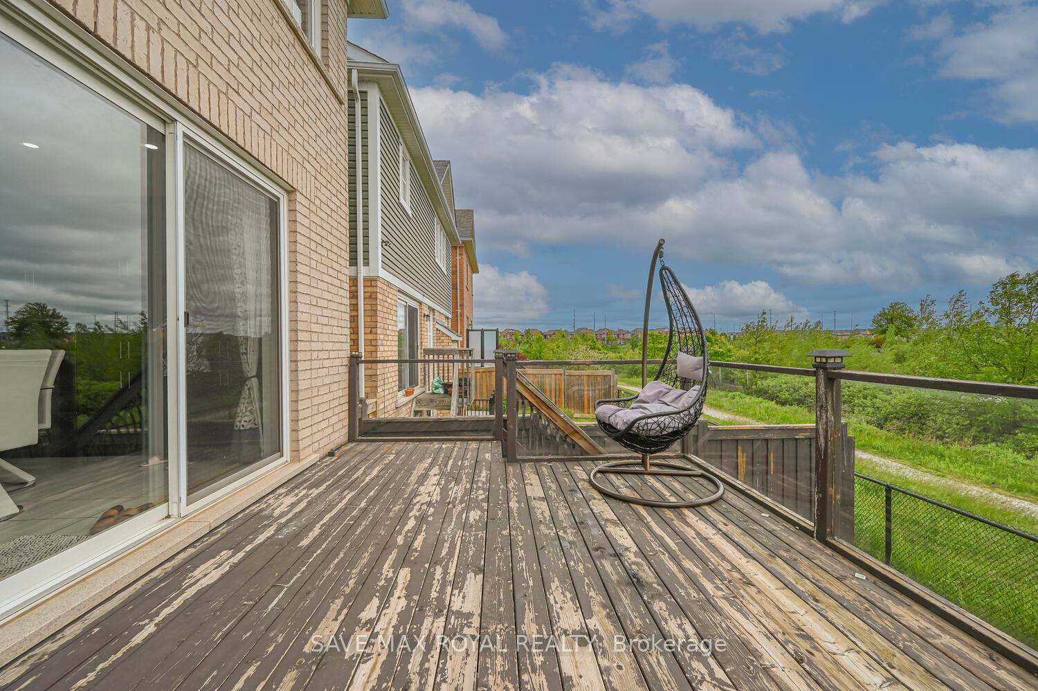 Photo 43 of 19 Polstar Road, Brampton, Northwest Brampton — HOMEH