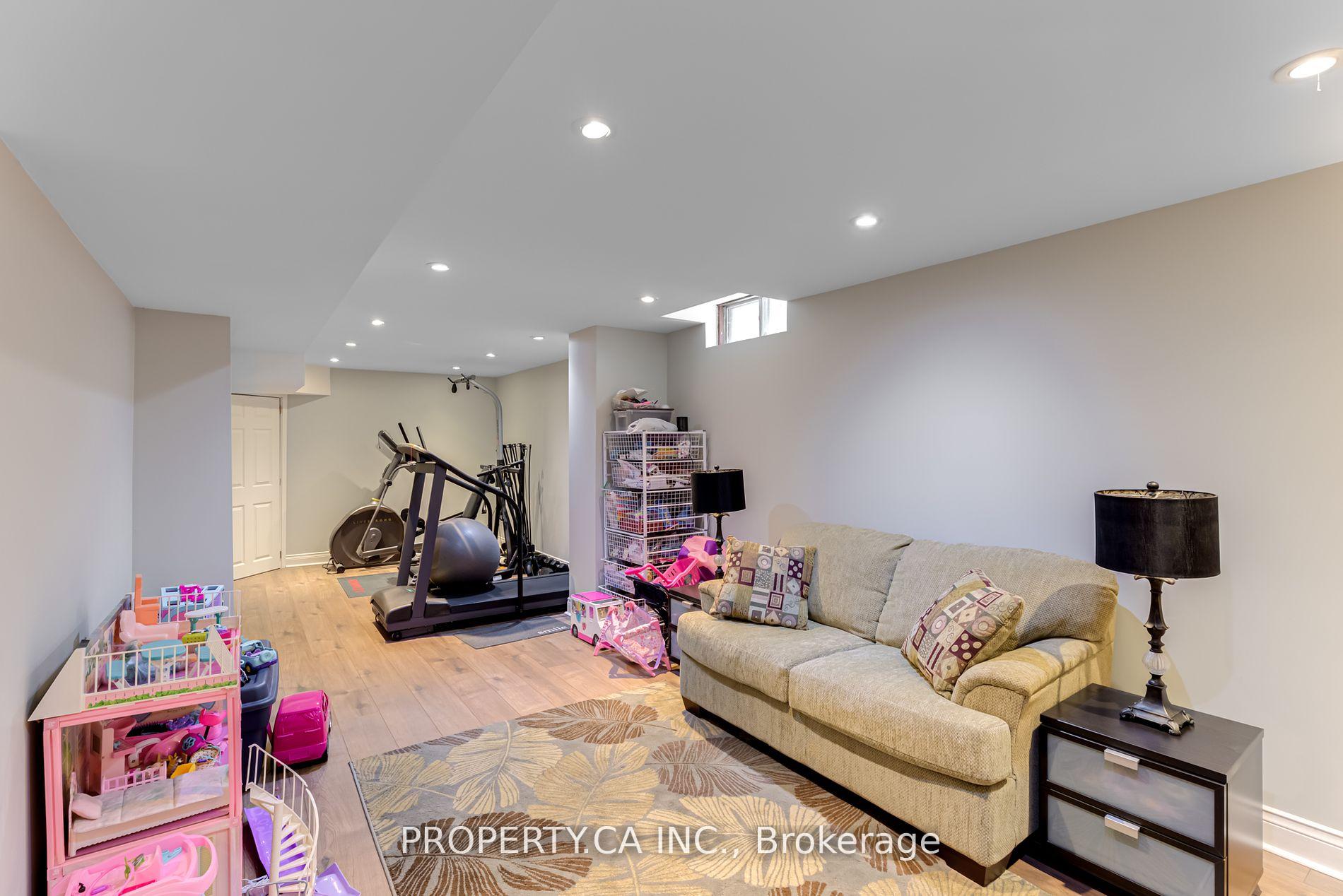 Photo 37 of 1207 Maple Gate Road, Pickering, Liverpool — HOMEH