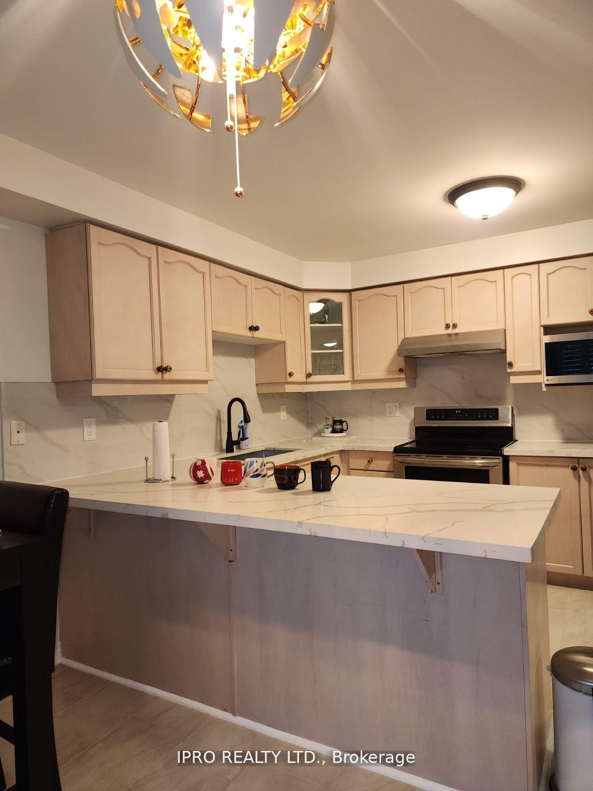 Photo 2 of Unit Bdrm #2, 192 Sundew Drive, Barrie, Holly — HOMEH