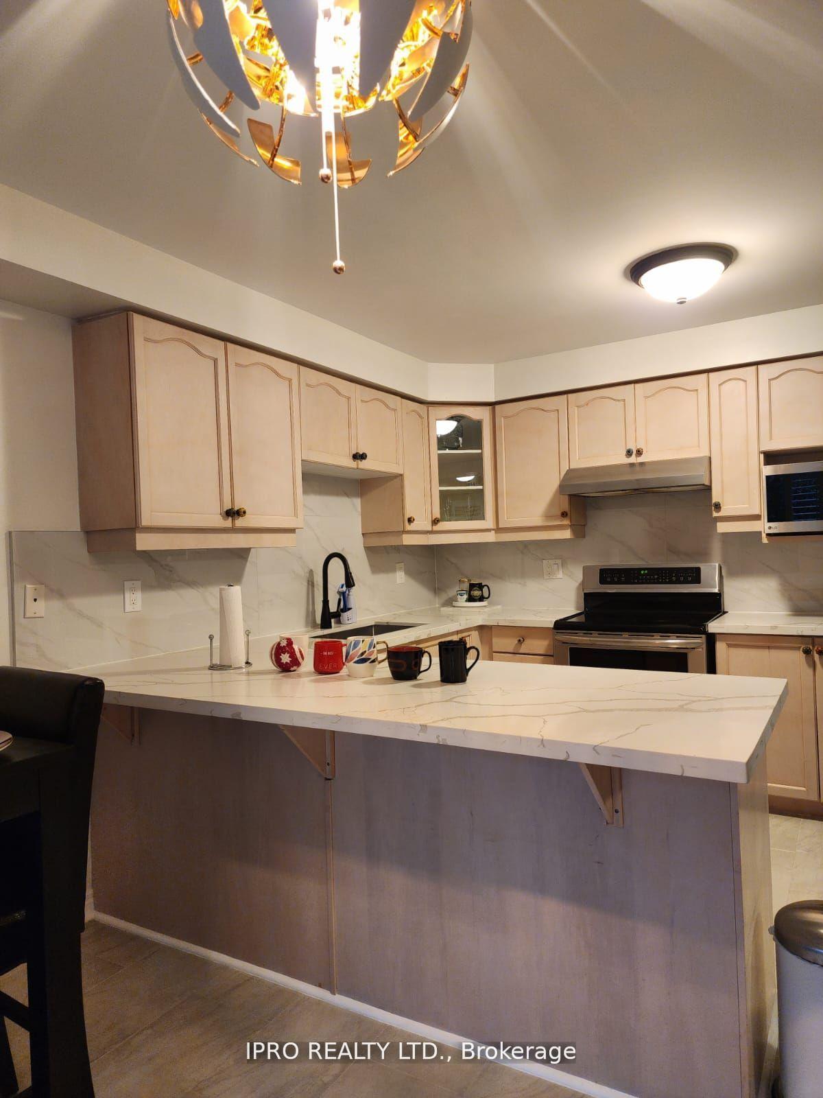 Photo 18 of Unit Bdrm #2, 192 Sundew Drive, Barrie, Holly — HOMEH