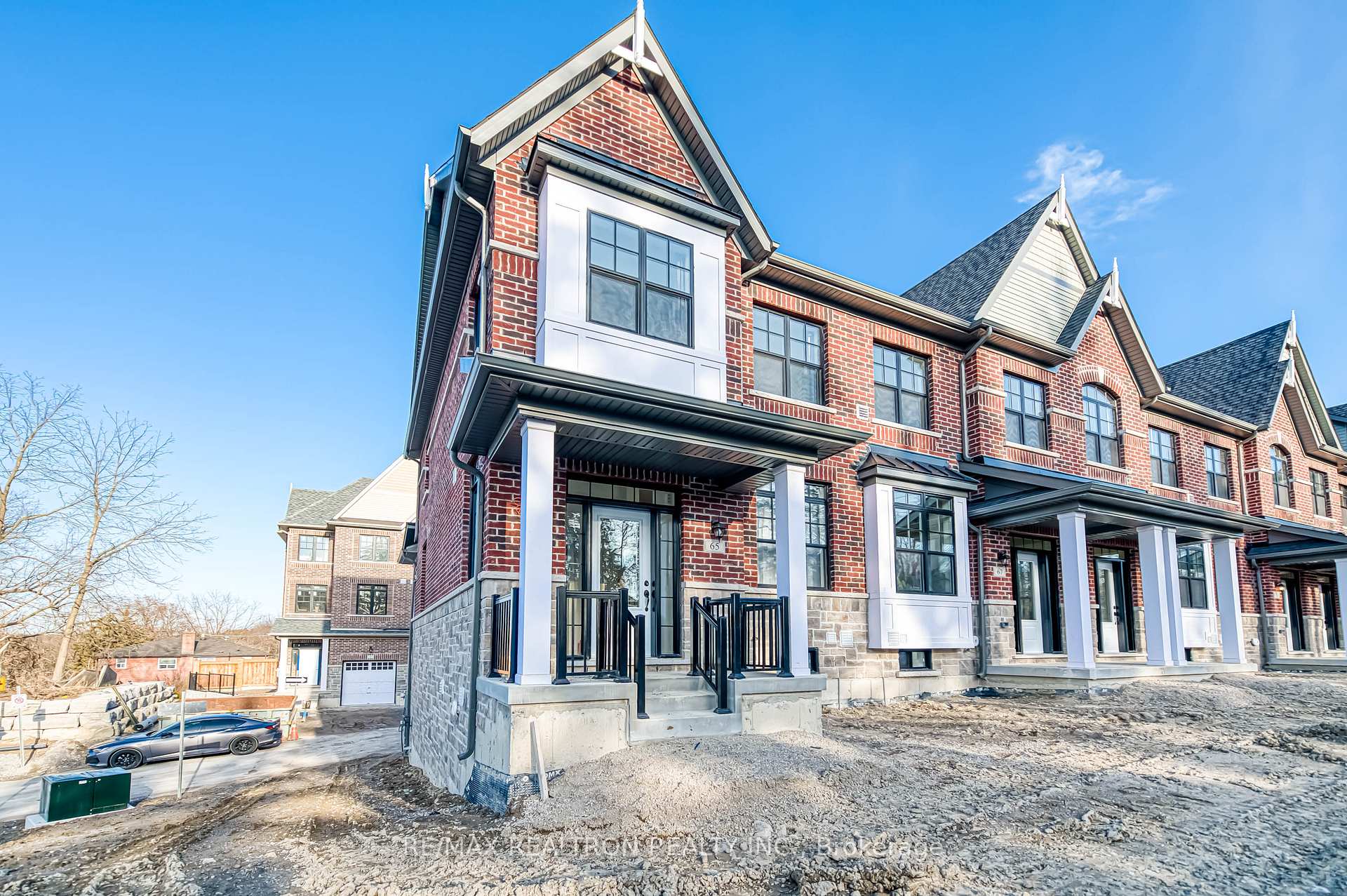 Front of 65 Main Street S