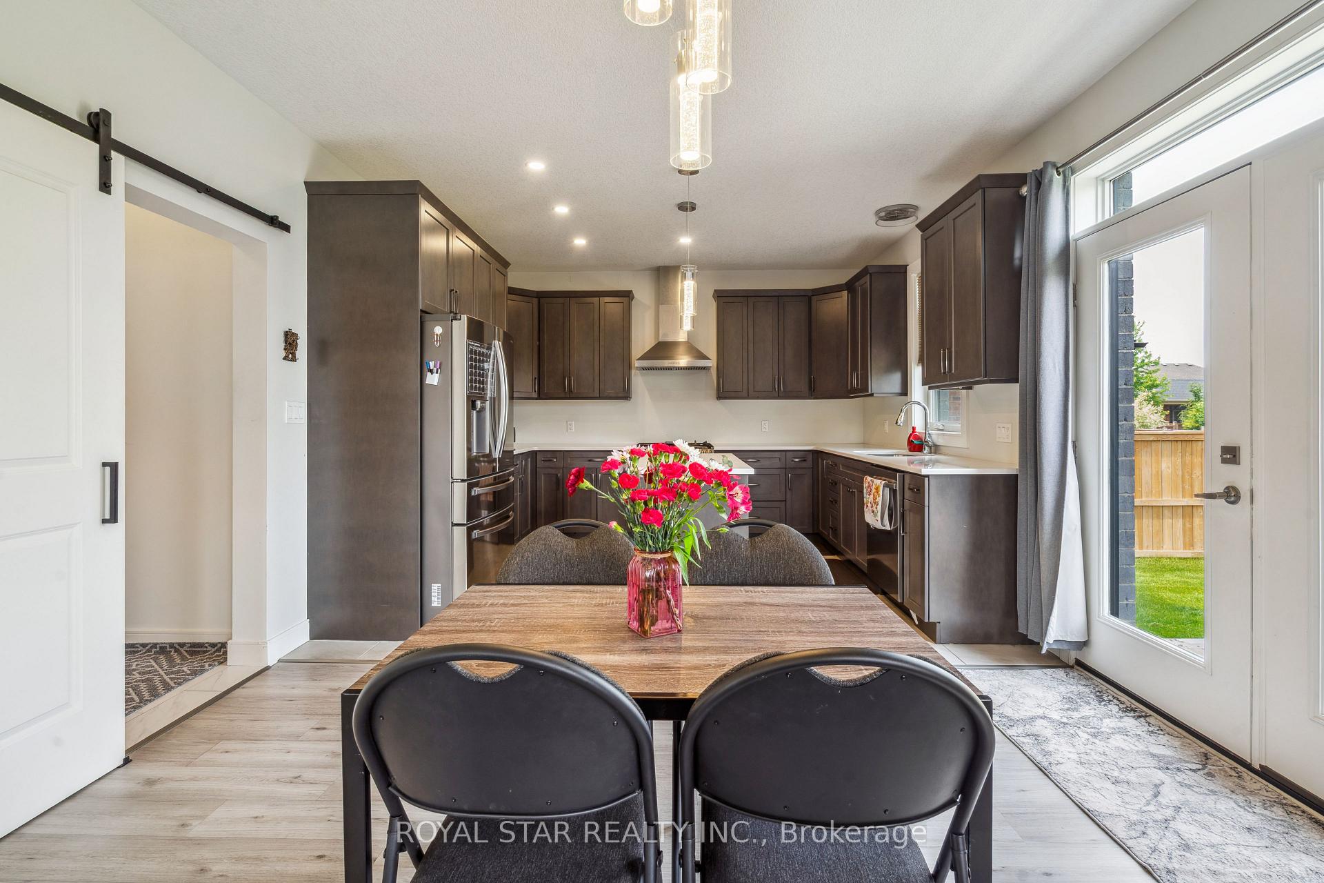 Photo 42 of 2 Statham Street, Strathroy-Caradoc, SE — HOMEH