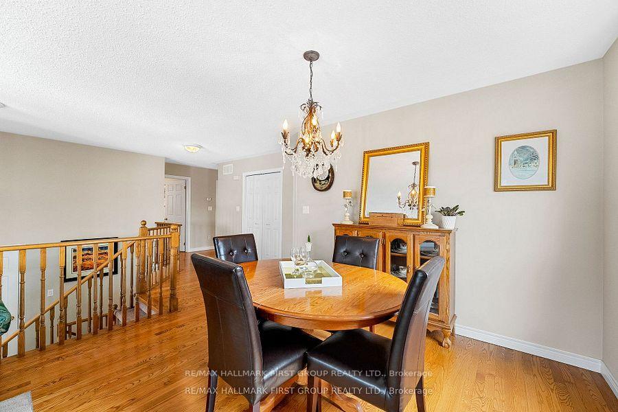 Photo 2 of 1047 Interlake Drive, Oshawa, Pinecrest — HOMEH