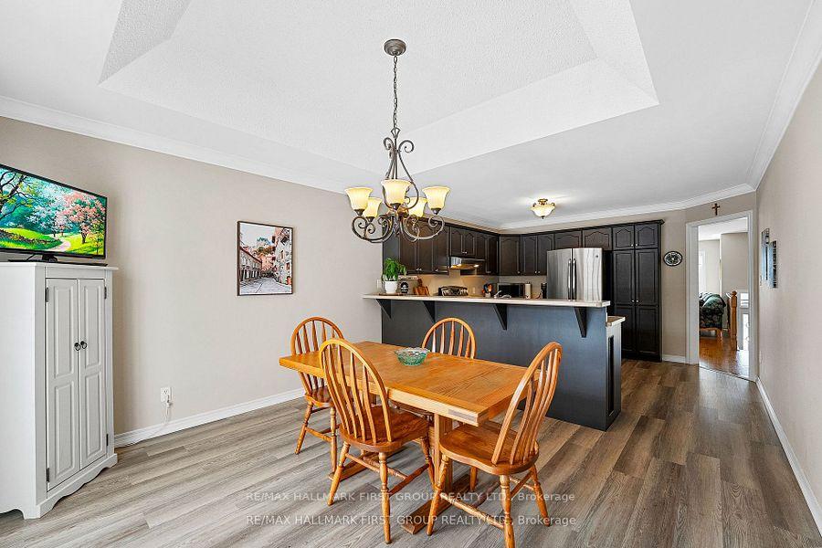 Photo 30 of 1047 Interlake Drive, Oshawa, Pinecrest — HOMEH