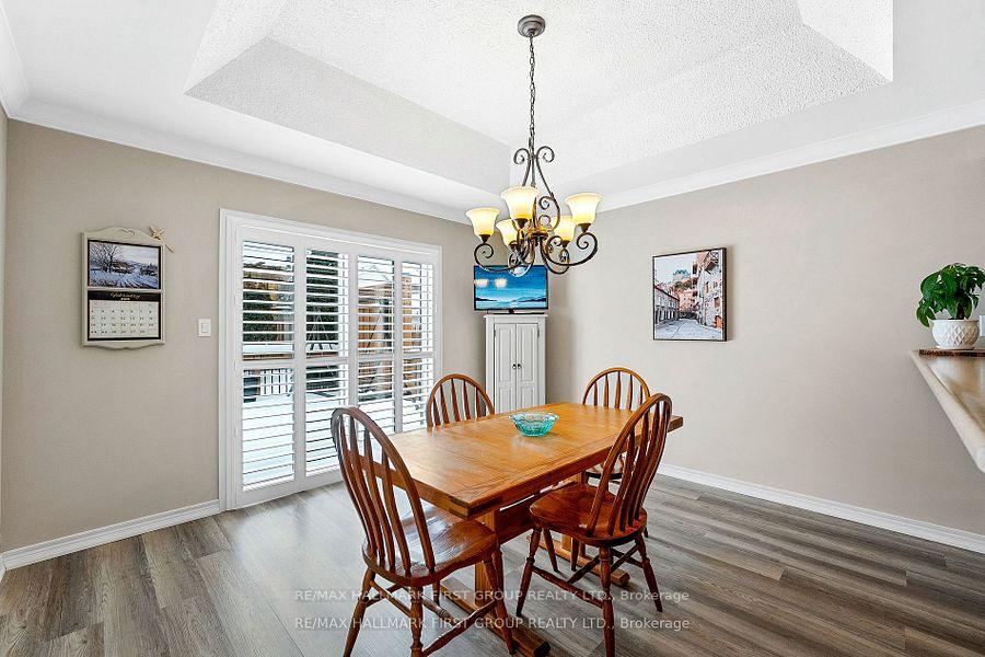 Photo 15 of 1047 Interlake Drive, Oshawa, Pinecrest — HOMEH