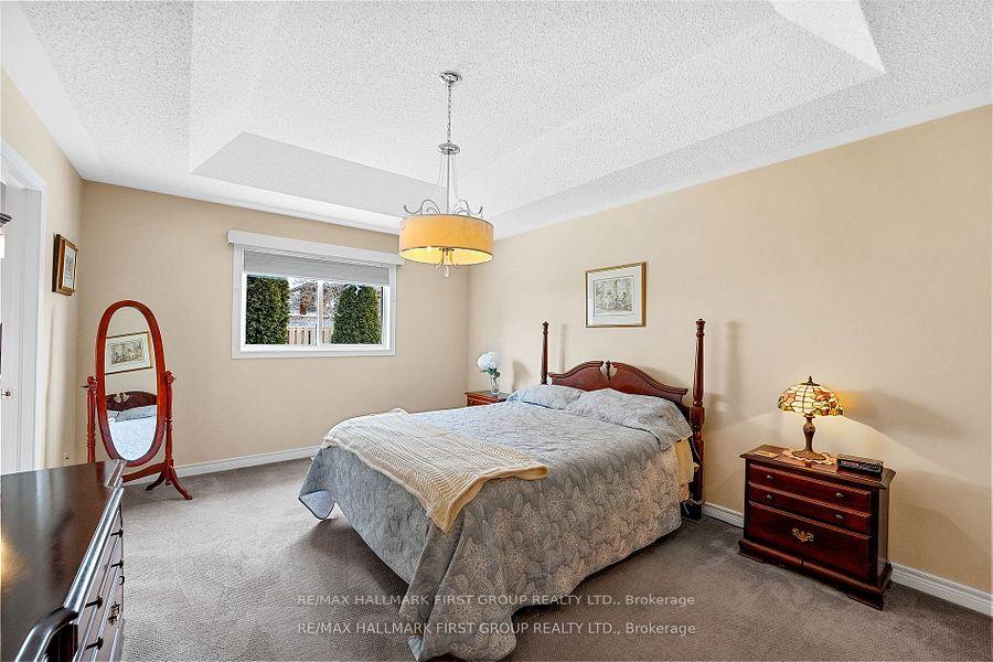 Photo 21 of 1047 Interlake Drive, Oshawa, Pinecrest — HOMEH