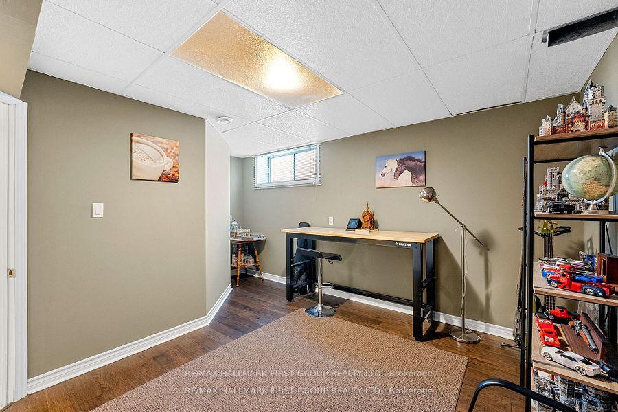 Photo 42 of 1047 Interlake Drive, Oshawa, Pinecrest — HOMEH