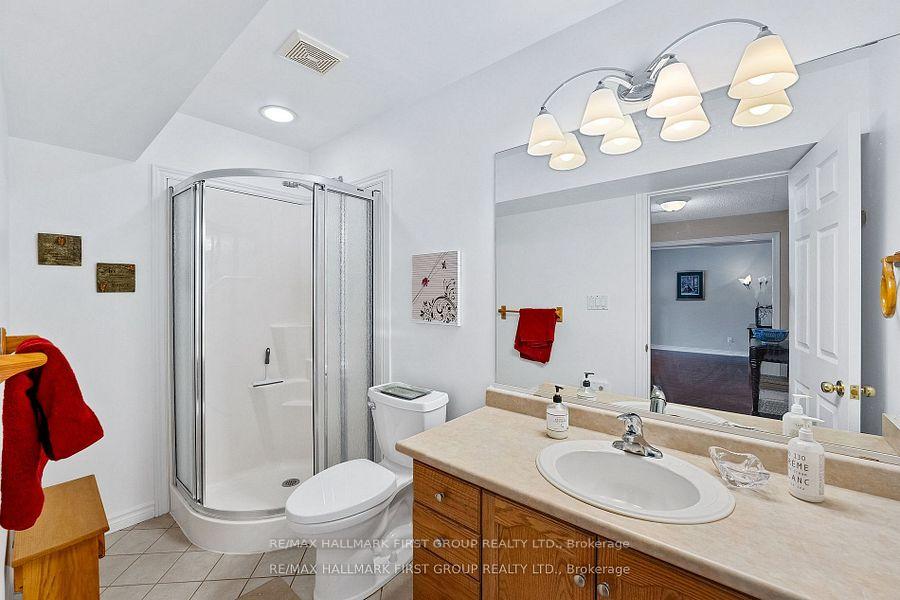 Photo 38 of 1047 Interlake Drive, Oshawa, Pinecrest — HOMEH