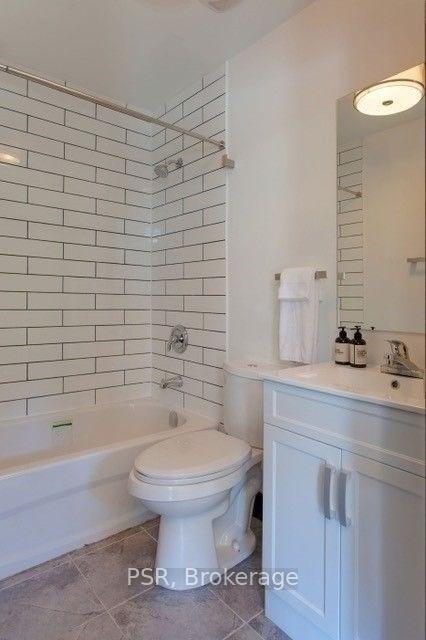 Photo 5 of Unit 201, 256 Sherbourne Street, Toronto, Moss Park — HOMEH
