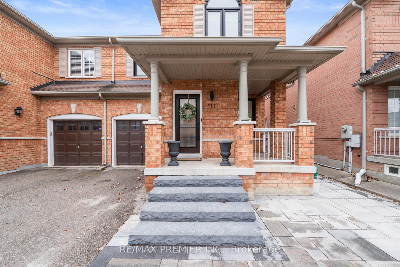 Photo 10 of 111 Montcalm Boulevard, Vaughan, Vellore Village — HOMEH