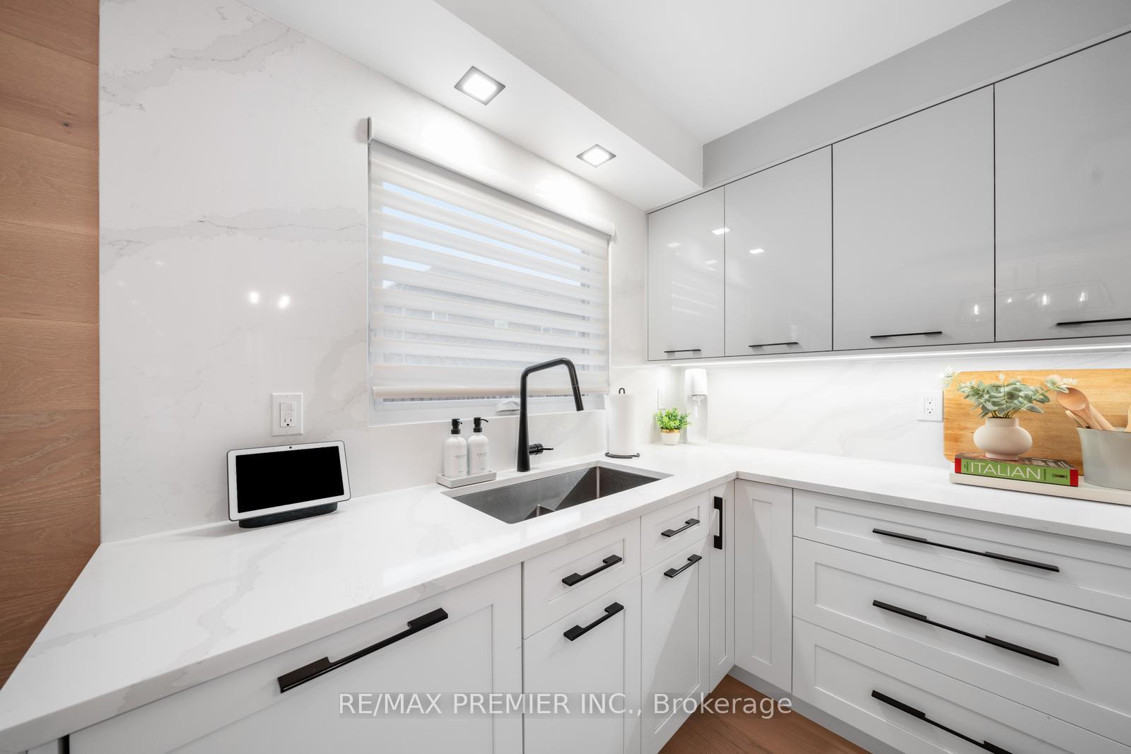 Photo 25 of 111 Montcalm Boulevard, Vaughan, Vellore Village — HOMEH
